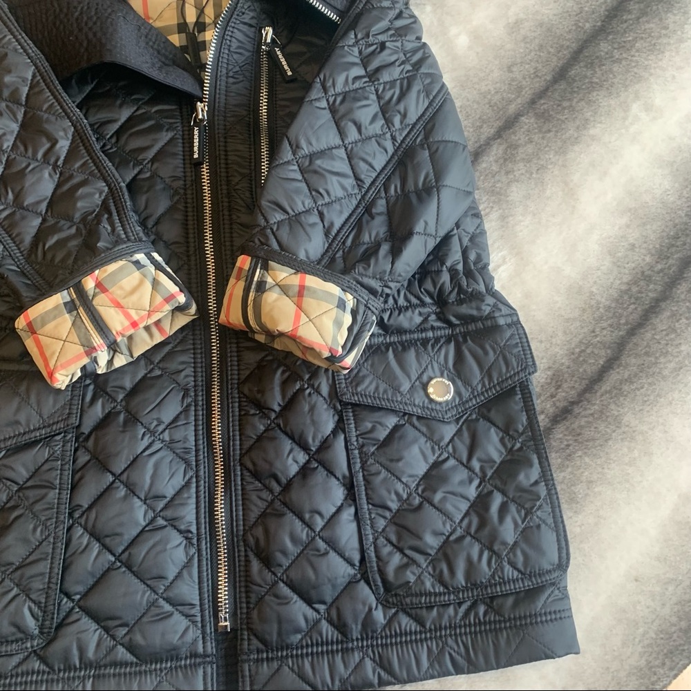 { Burberry } Trey Check Printed Quilted Coat - Picture 4 of 9